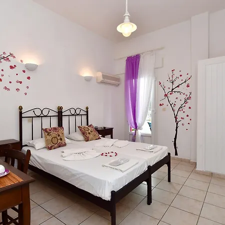 Aphrodite Boutique Aliki (Paros)