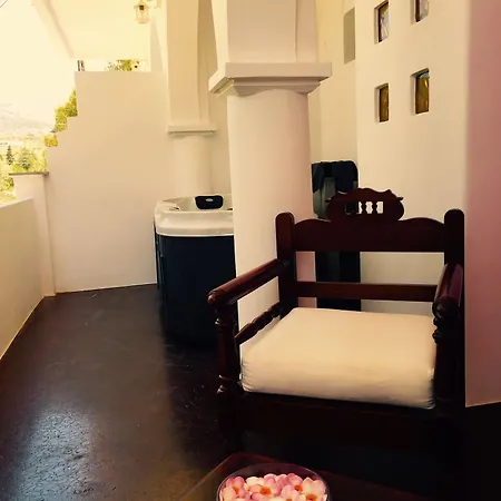 Aphrodite Boutique Hotel 3*