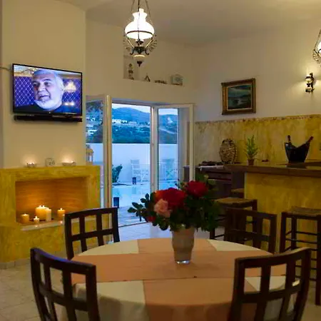 Aphrodite Boutique 3*