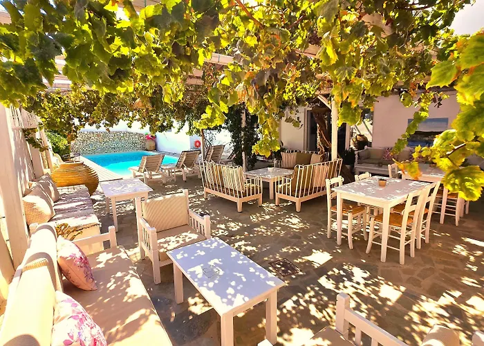 Aphrodite Boutique 3*