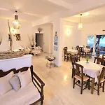 Aphrodite Boutique 3*