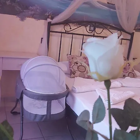 Aphrodite Boutique Hotel Alikí