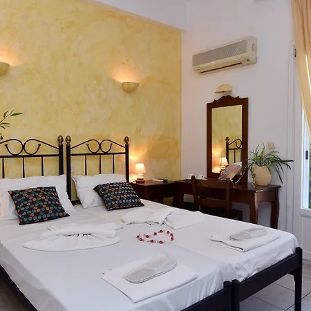 Aphrodite Boutique 3*
