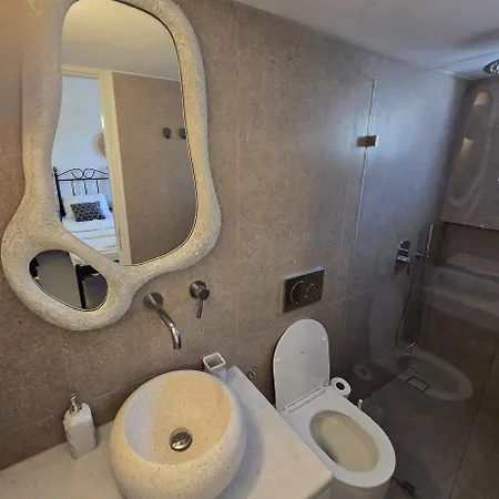 Aphrodite Boutique 3* Alikí