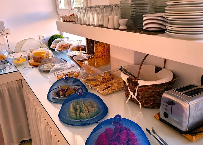 Aphrodite Boutique 3*